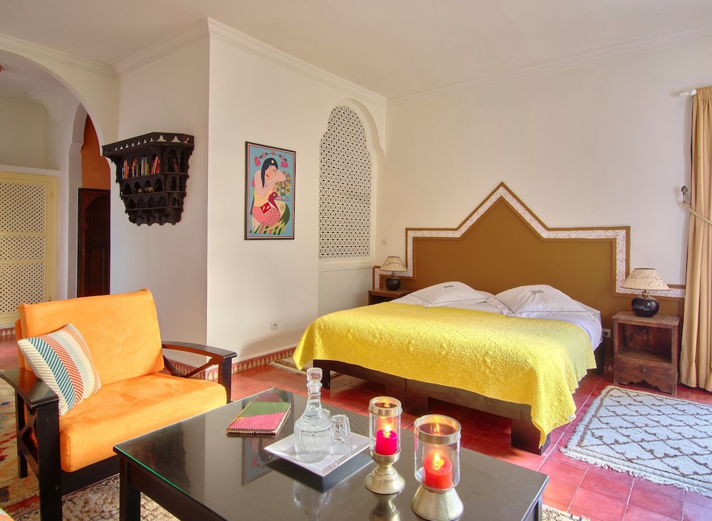 Riad Watier 23/72