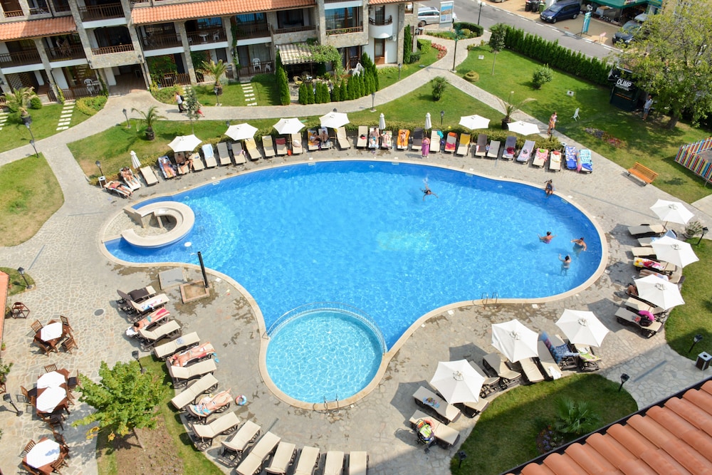 Olymp Apartcomplex 44/52