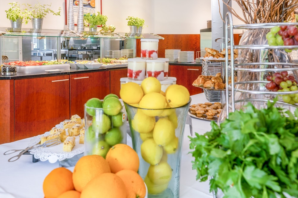 Garner Hotel Oberhausen by IHG 62/81