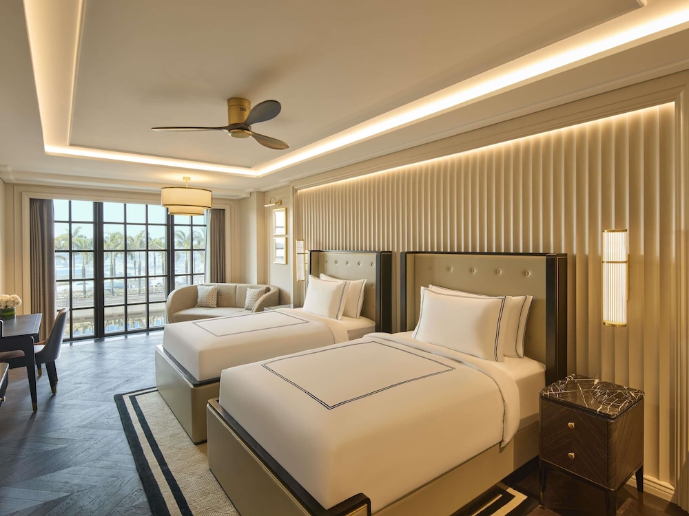 Signature, Fairmont Gold, Gold, Twin Beds, Lounge Access