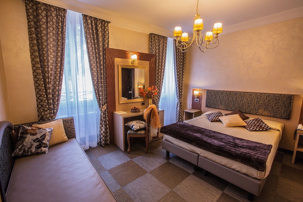 Hotel Romano 18/60