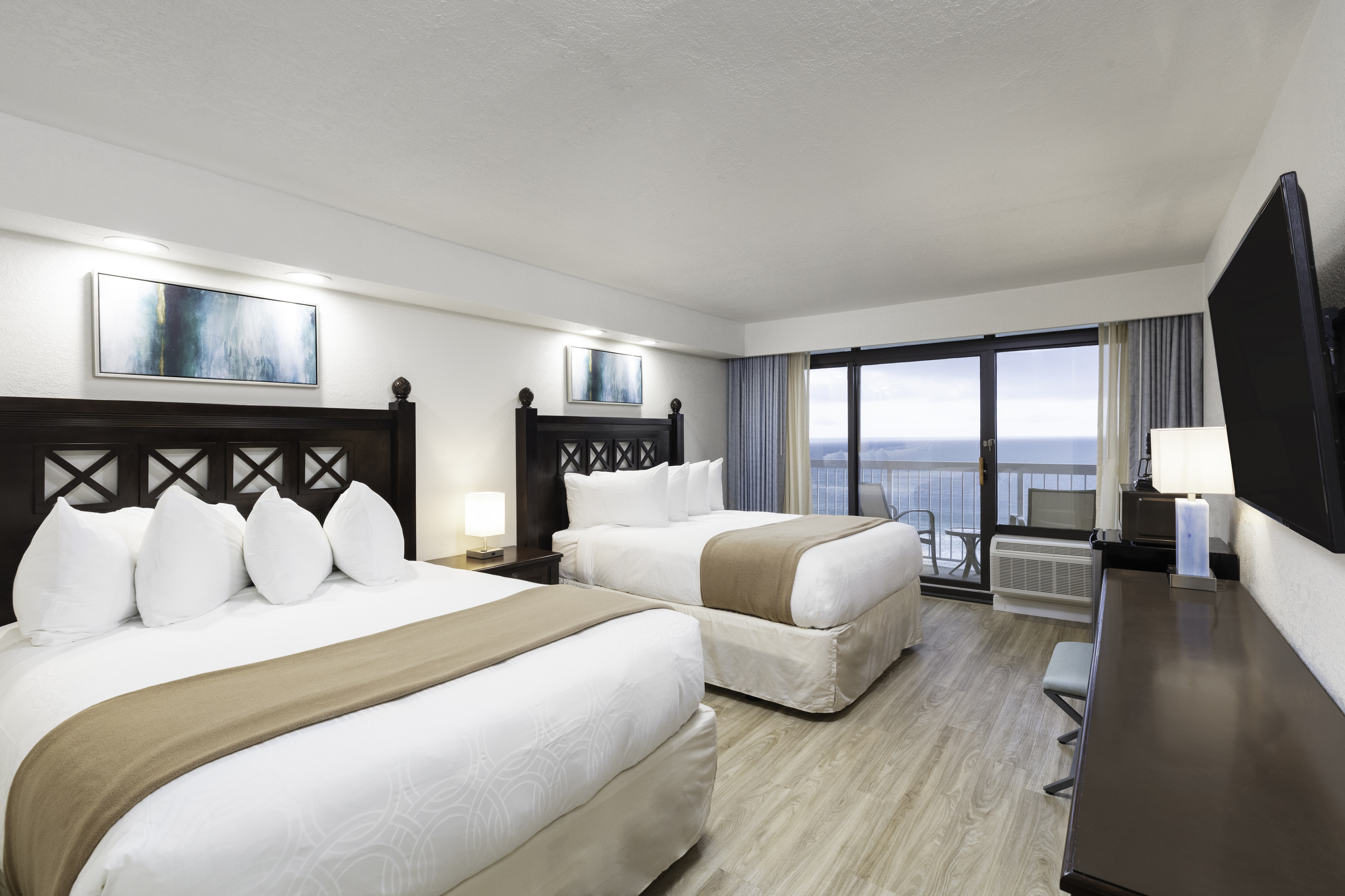 GUEST ROOM, DOUBLE BED, OCEAN FRONT
