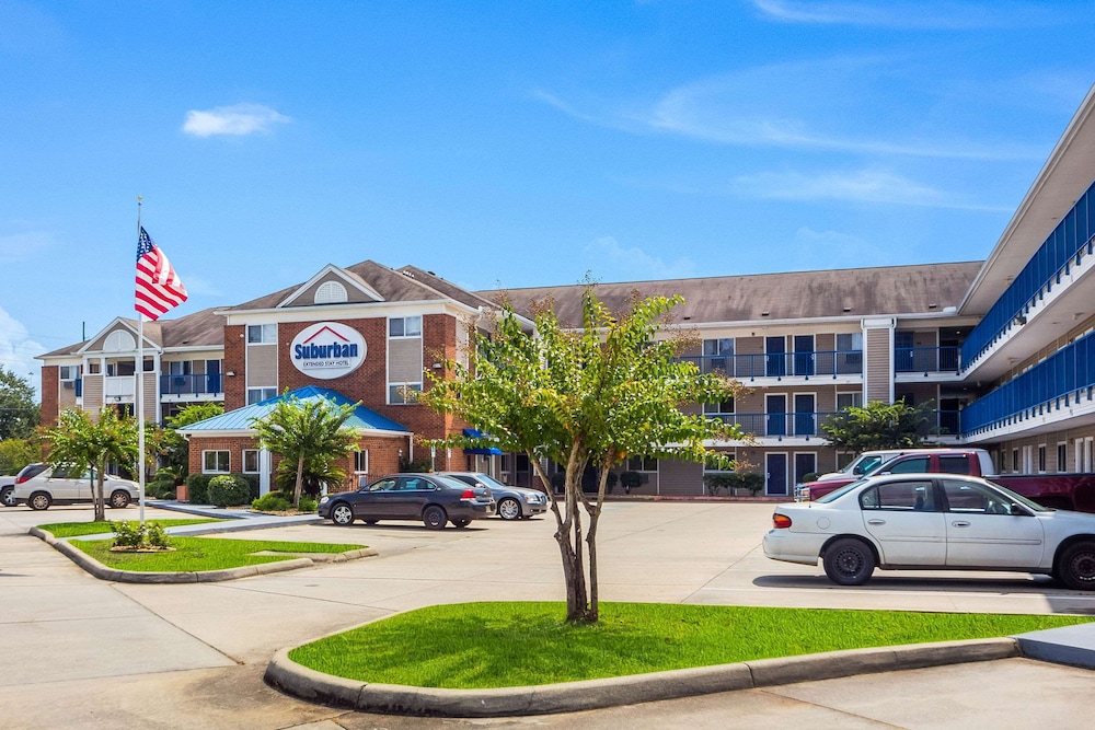 Suburban Studios Biloxi North Area 1/45