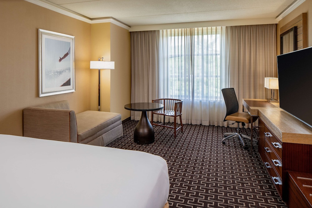 Hyatt Regency Greenwich 25/62