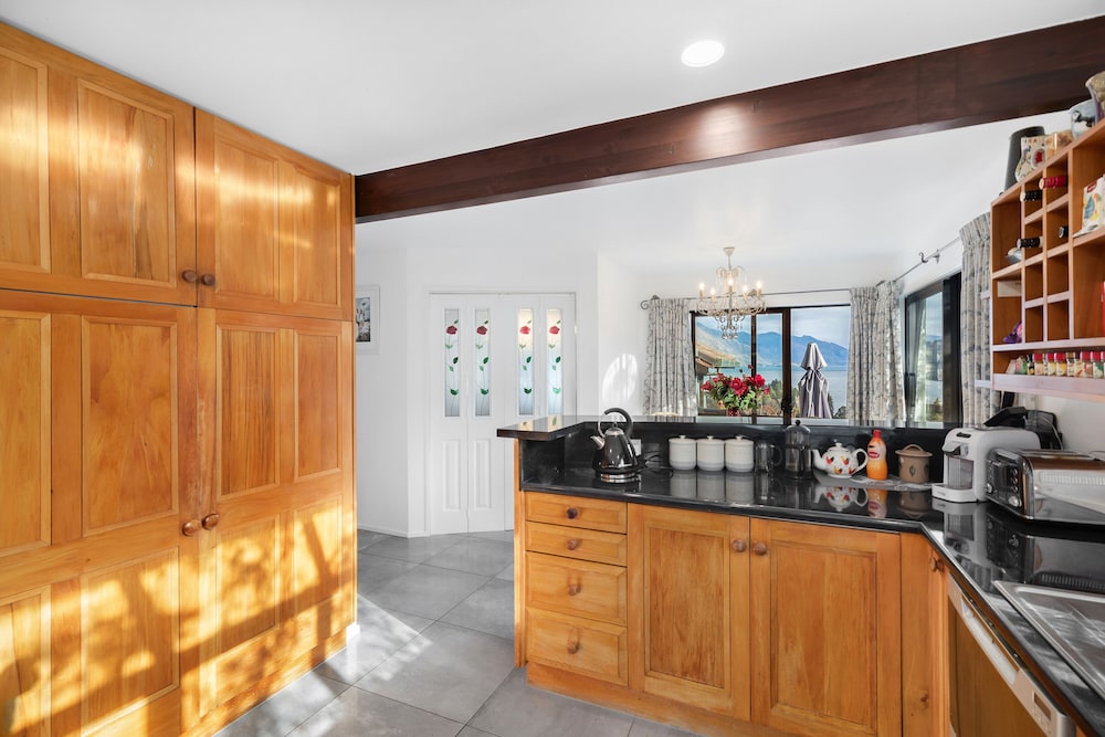 Balmoral Lodge 34/65