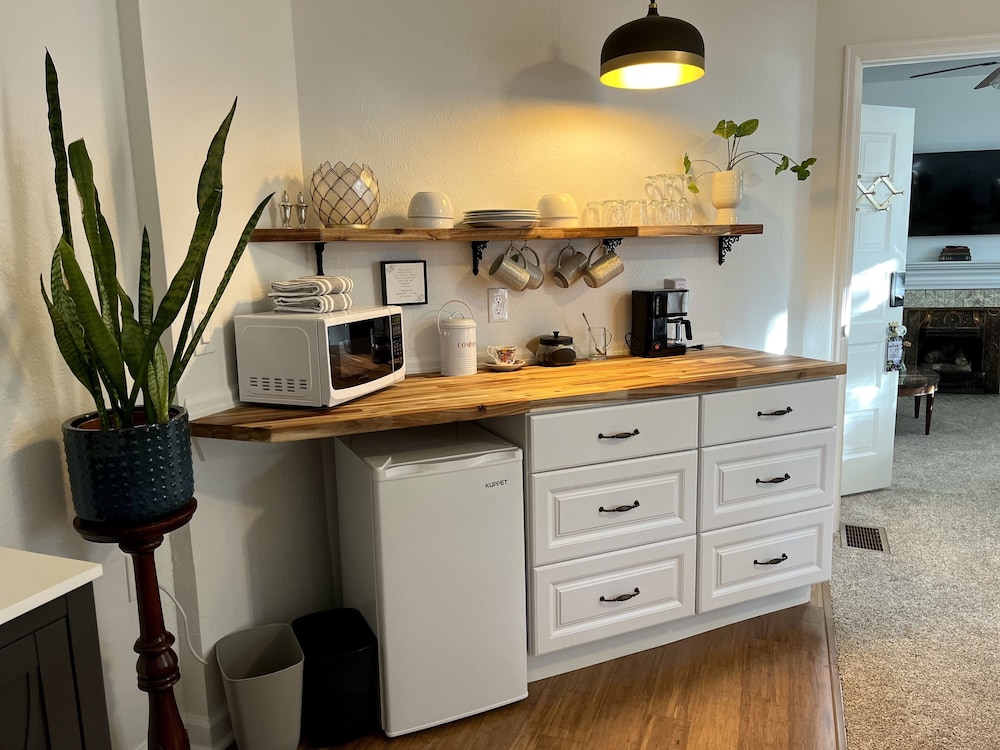 The Adagio Bed and Breakfast 6/50