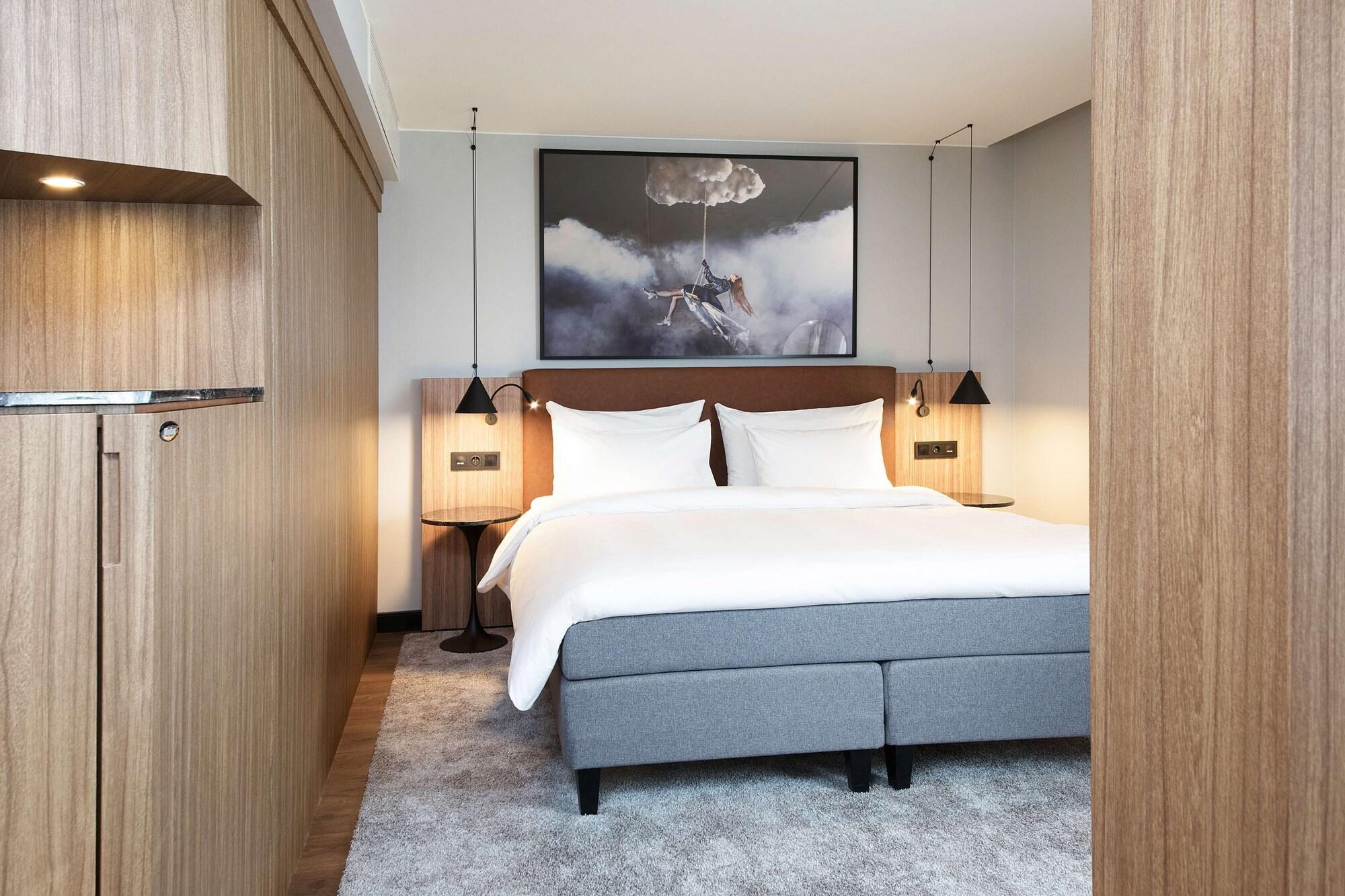 1 Bedroom, Suite