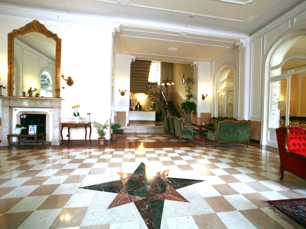 Hotel Excelsior Splendide 5/45
