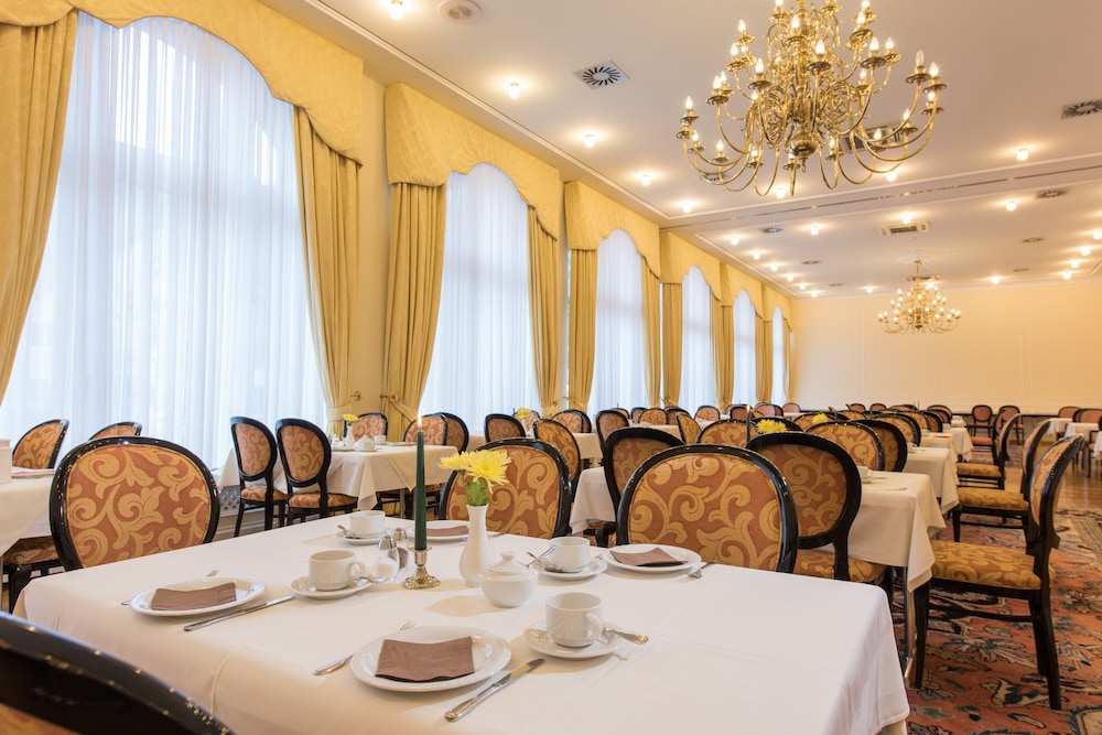 Hotel Kaiserhof 50/54