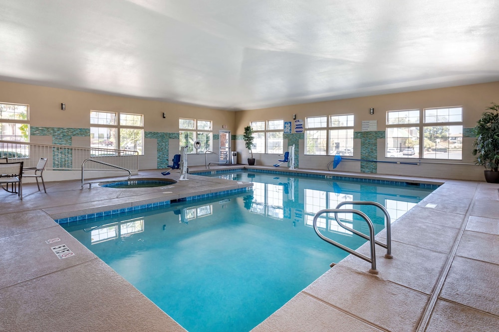 swimming pool spa