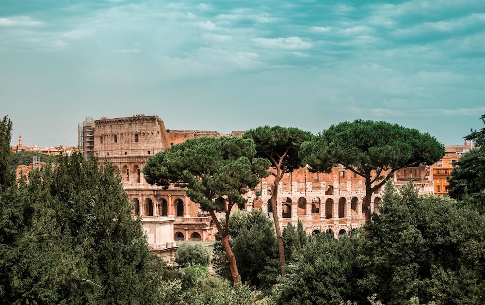 Le Quattro Dame Luxury Suites 65/73