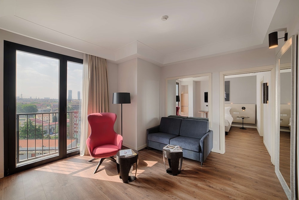 RADISSON BLU HOTEL MILAN 41/68