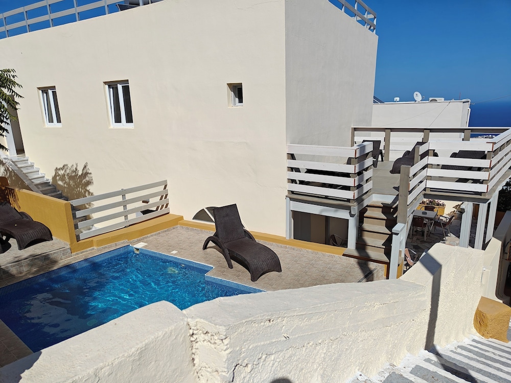 Anemomilos Villa 11/15
