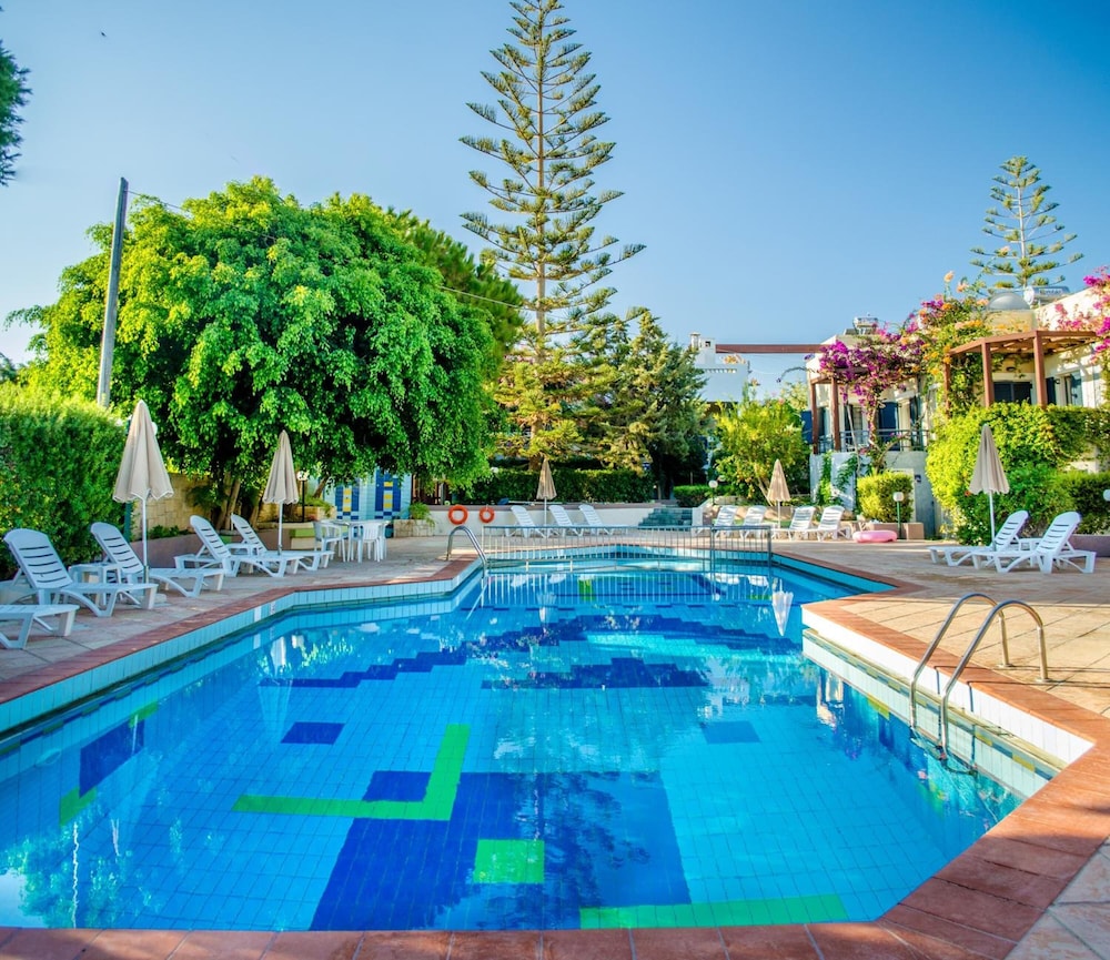 Your Memories Hotel Apartments 23/46