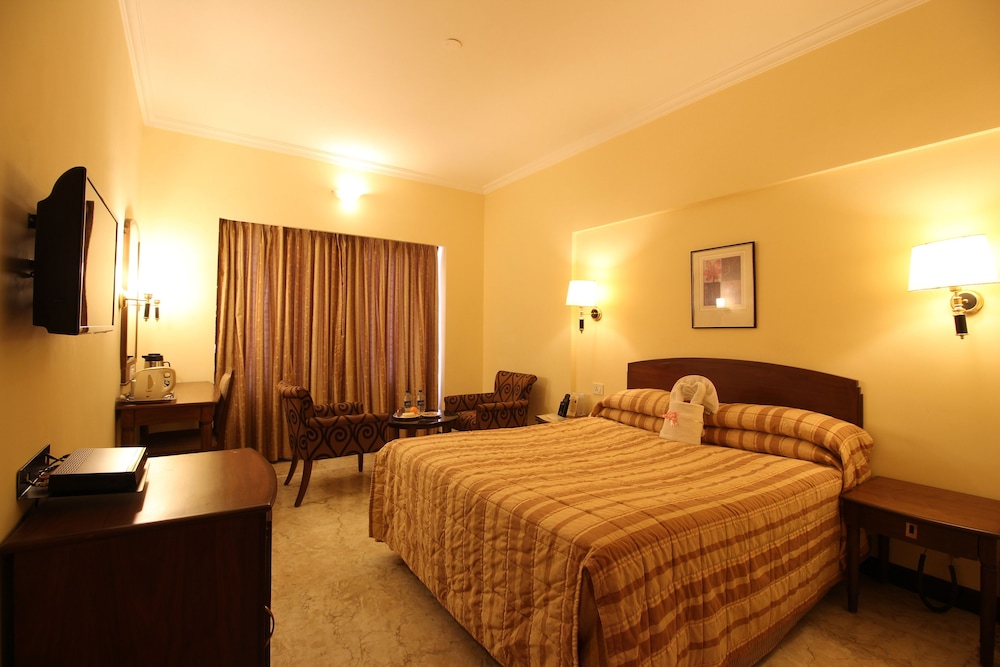 Beverly Hotel 22/45