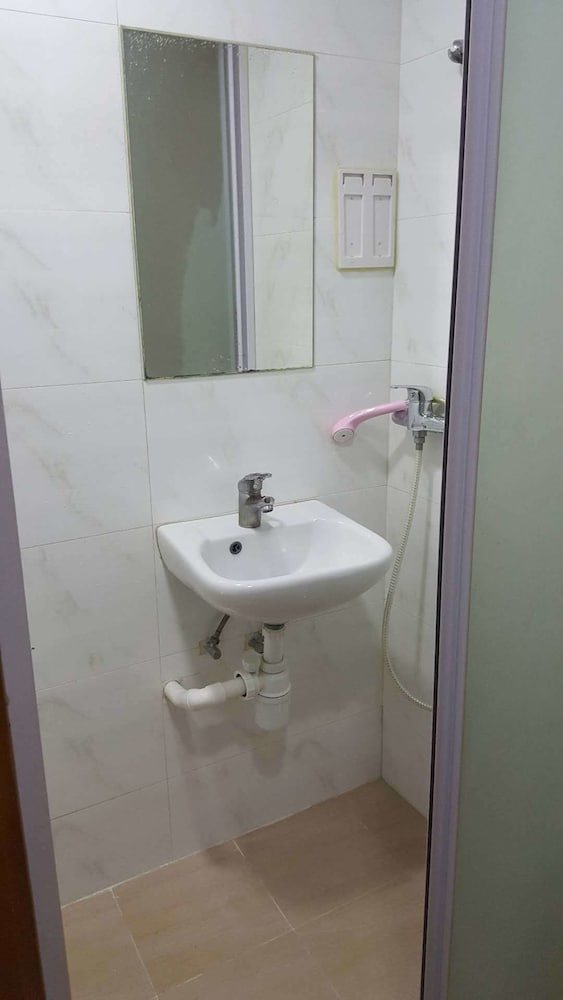 Lung Wa Hotel 24/25
