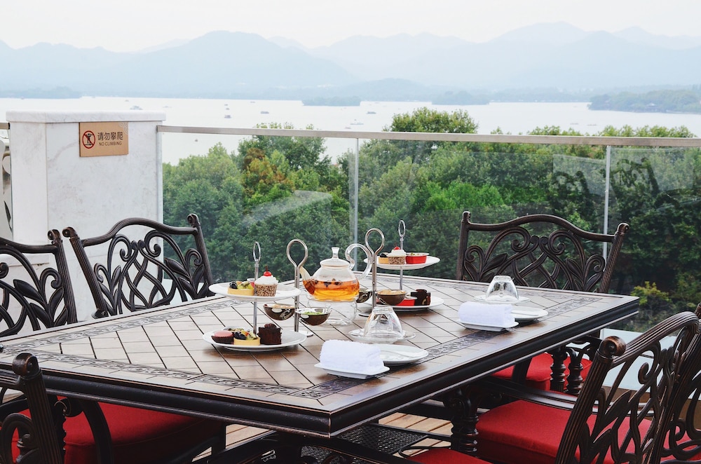 Wanghu Hotel 29/48