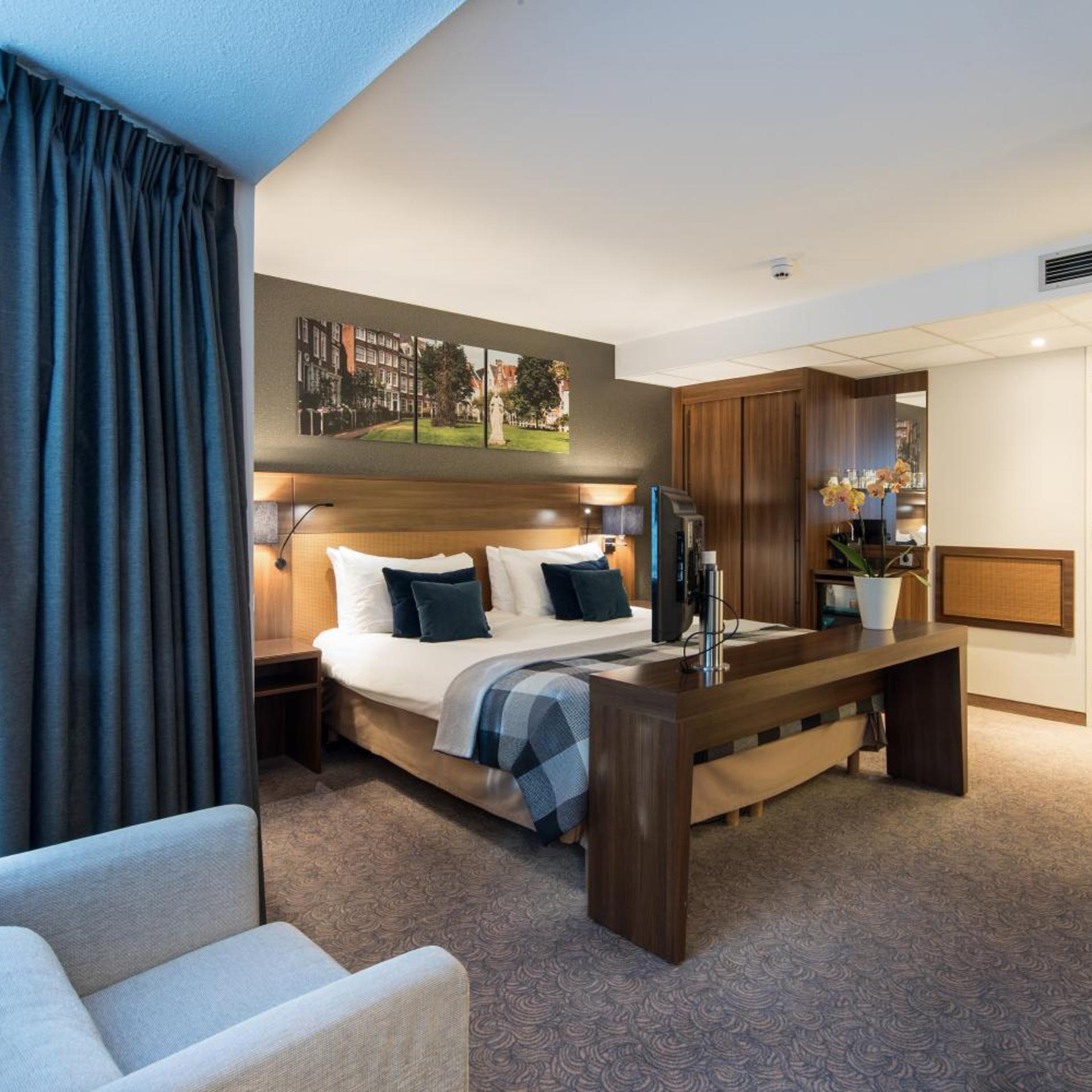 Room at Bilderberg Garden Hotel, AMSTERDAM