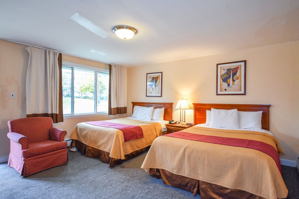 Standard, 2 Double Beds
