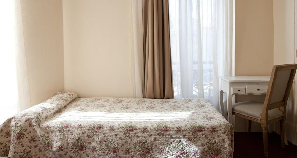 Grand Hotel De L europe 13/51