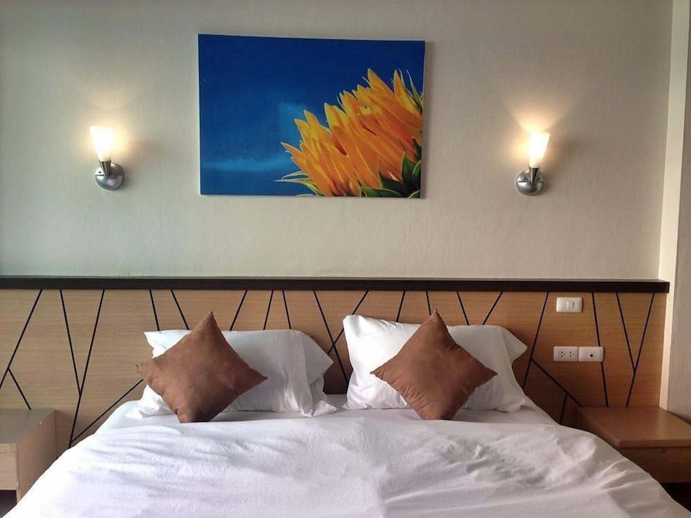 Chitra Suite 23/46