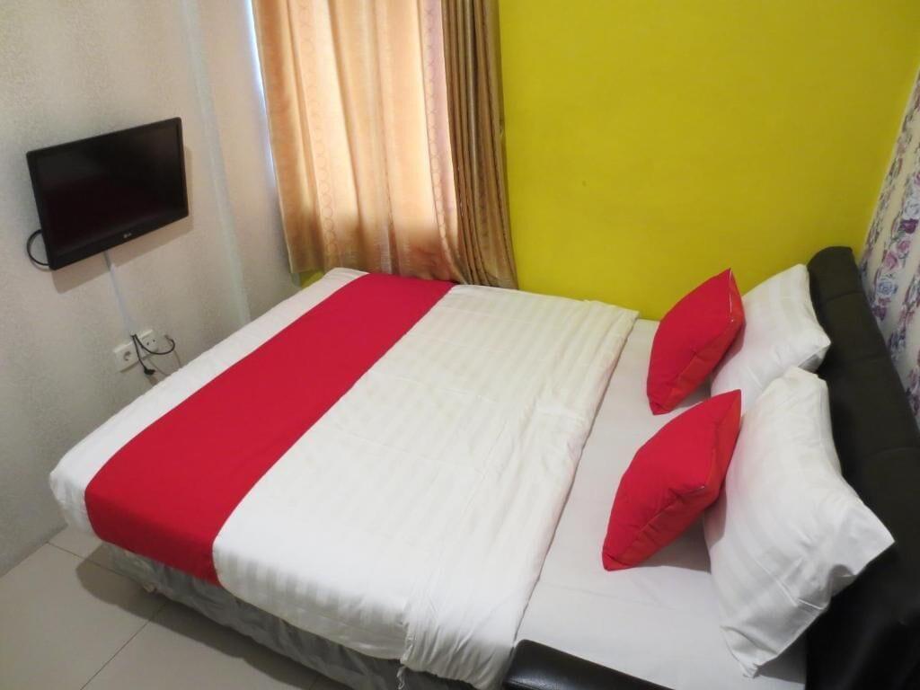 Oyo 111 Grand Palace Resident 6/21