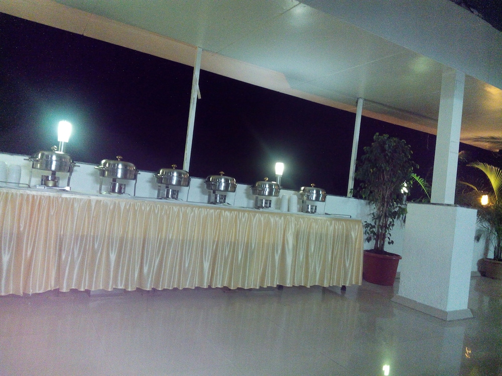 Hotel Orchard Pune 11/49