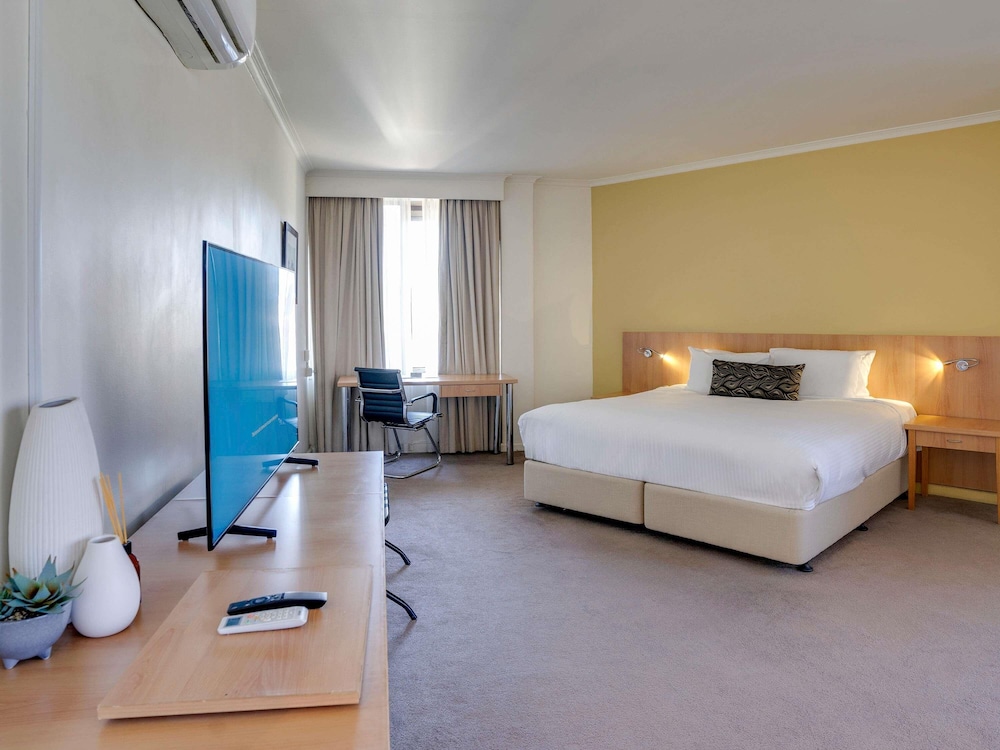 Mercure North Melbourne 22/63