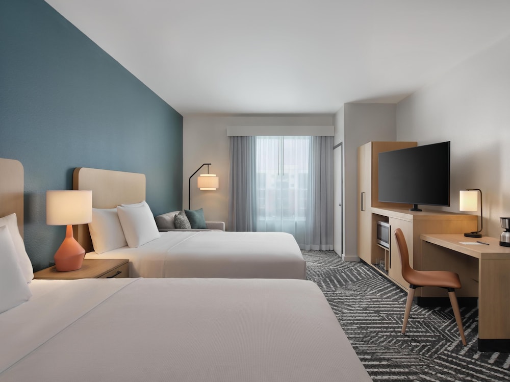 Hyatt House Schenectady / Mohawk Harbor 12/46