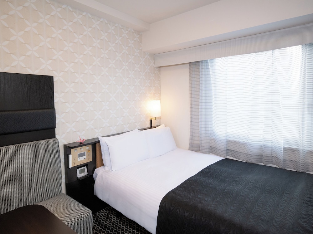 ROOM, SINGLE, SOFA