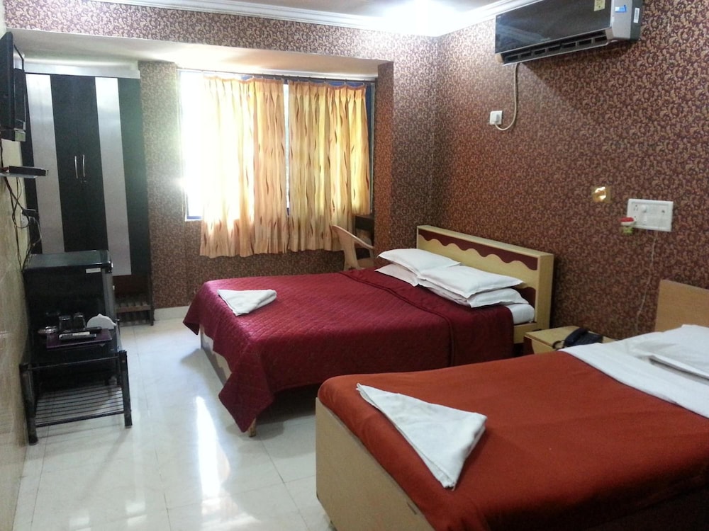 Hotel Sea Sands 16/34