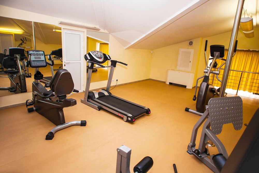 Mercure Chisinau Center Jazz Hotel 35/58