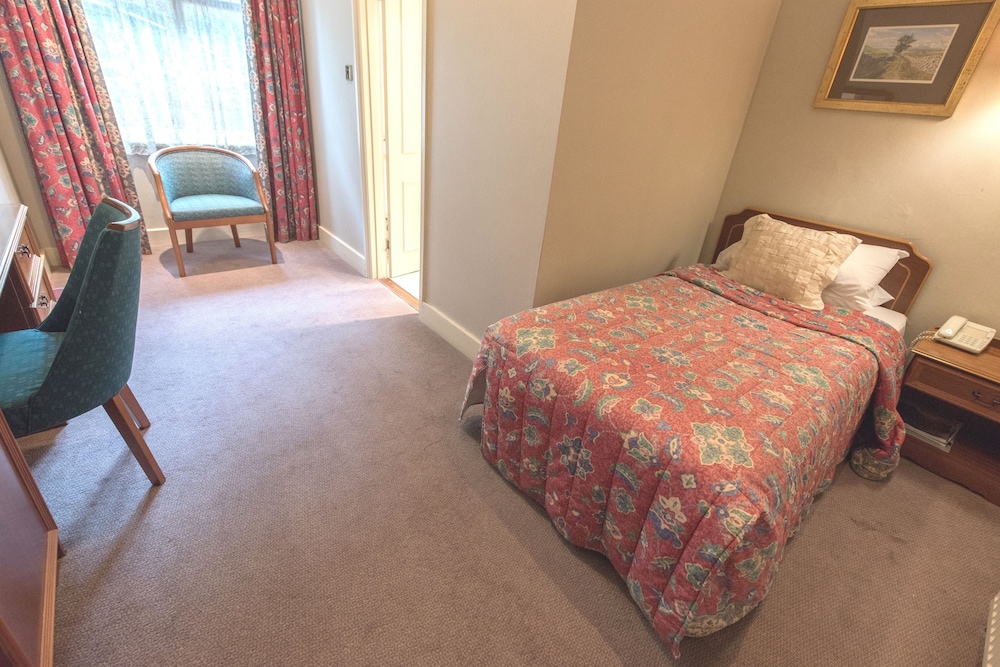 Cumbria Grand Hotel 26/82
