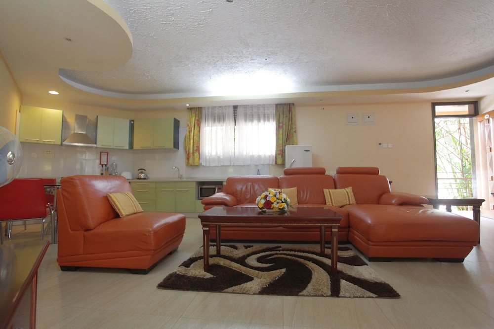 Royal Suites 28/47