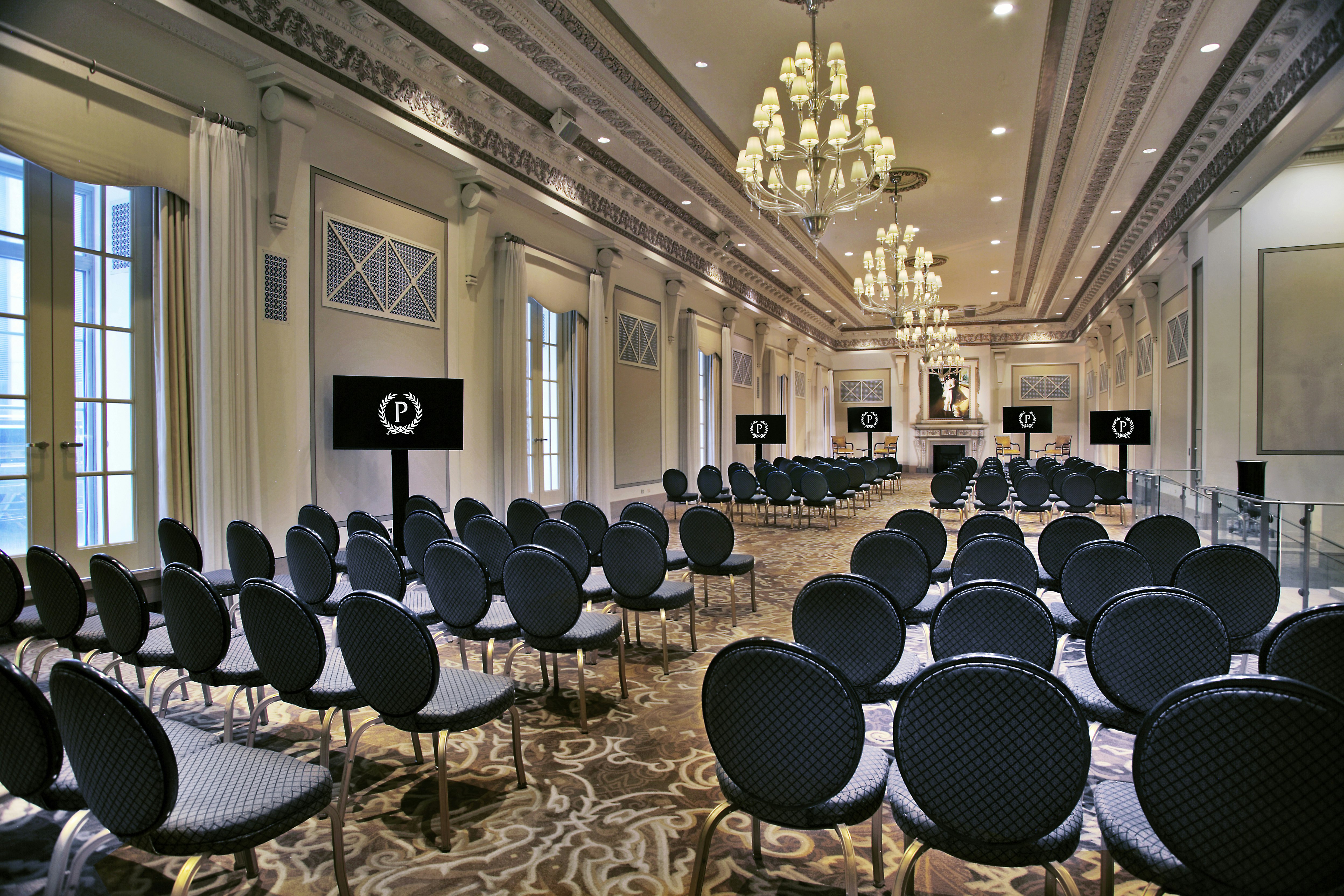 Palmer House a Hilton Hotel 67/72