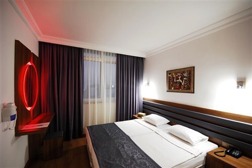 Economy, Suite