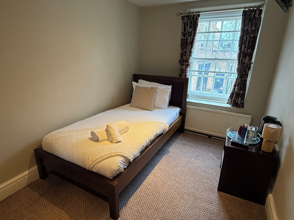 Gillygate Guest House 21/50