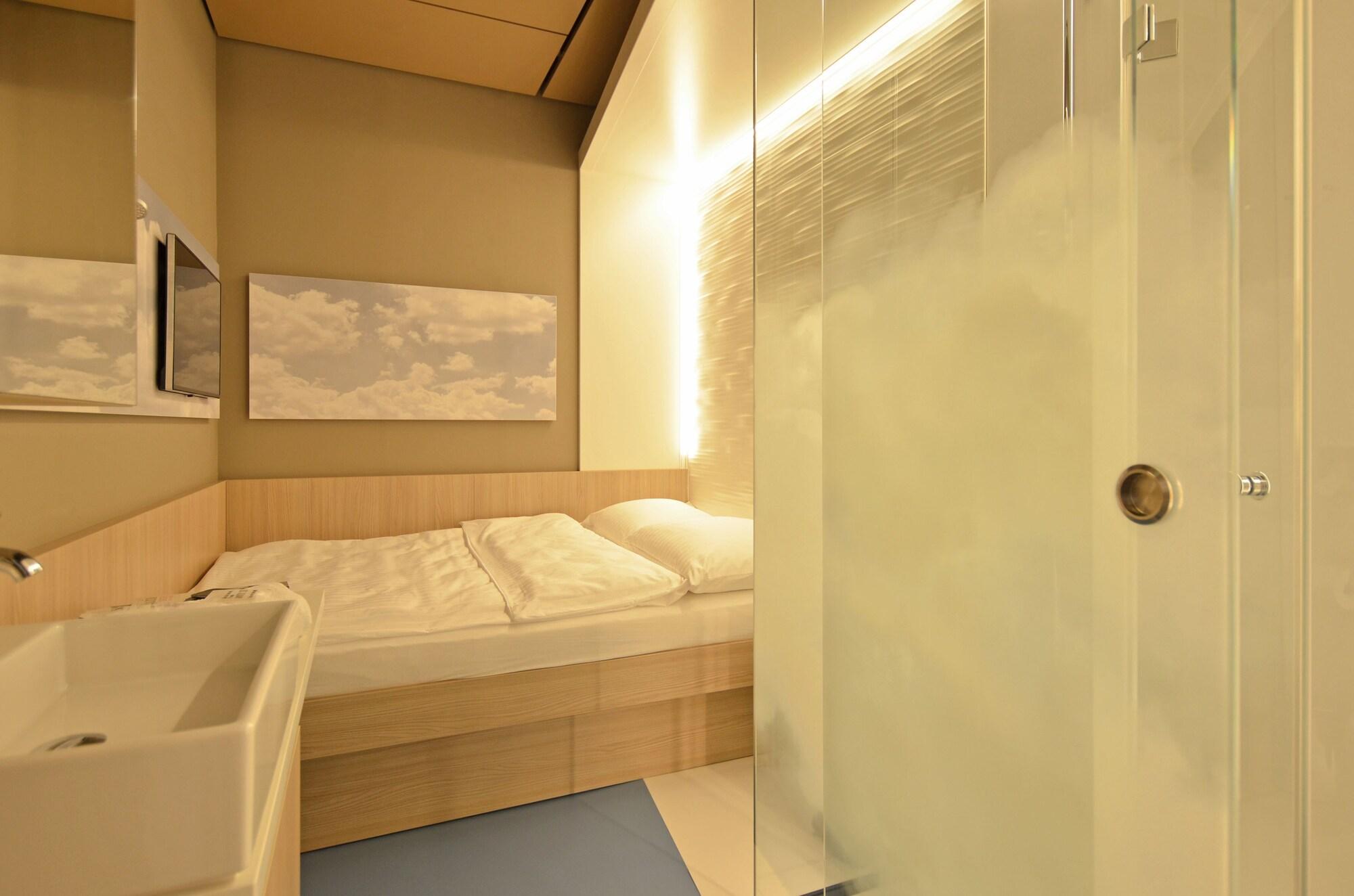 My Cloud Transit Hotel 17/21
