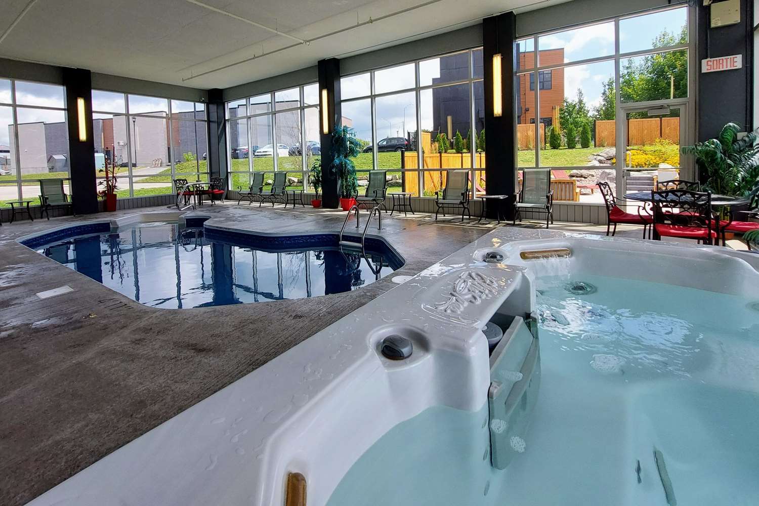 Quality Inn & Suites Victoriaville 12/33