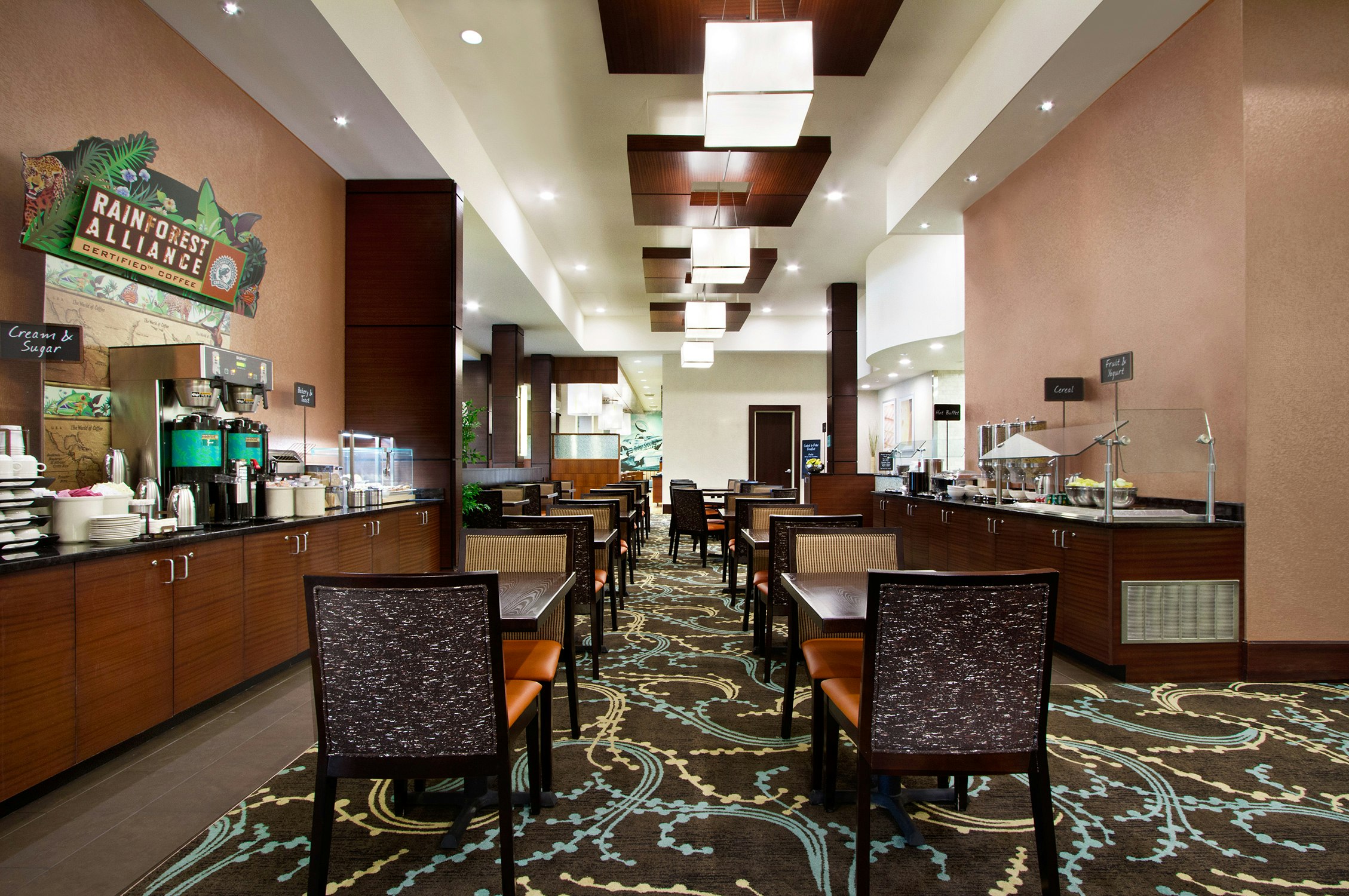 Embassy Suites by Hilton Fayetteville Fort Bragg 28/49