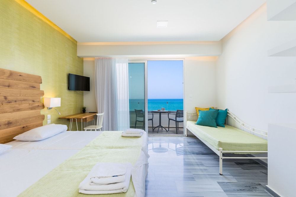 Meltemi Coast Suites 22/68