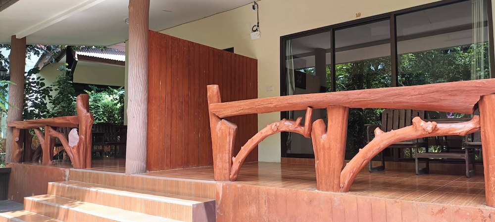 Baan Suan Resort 46/54