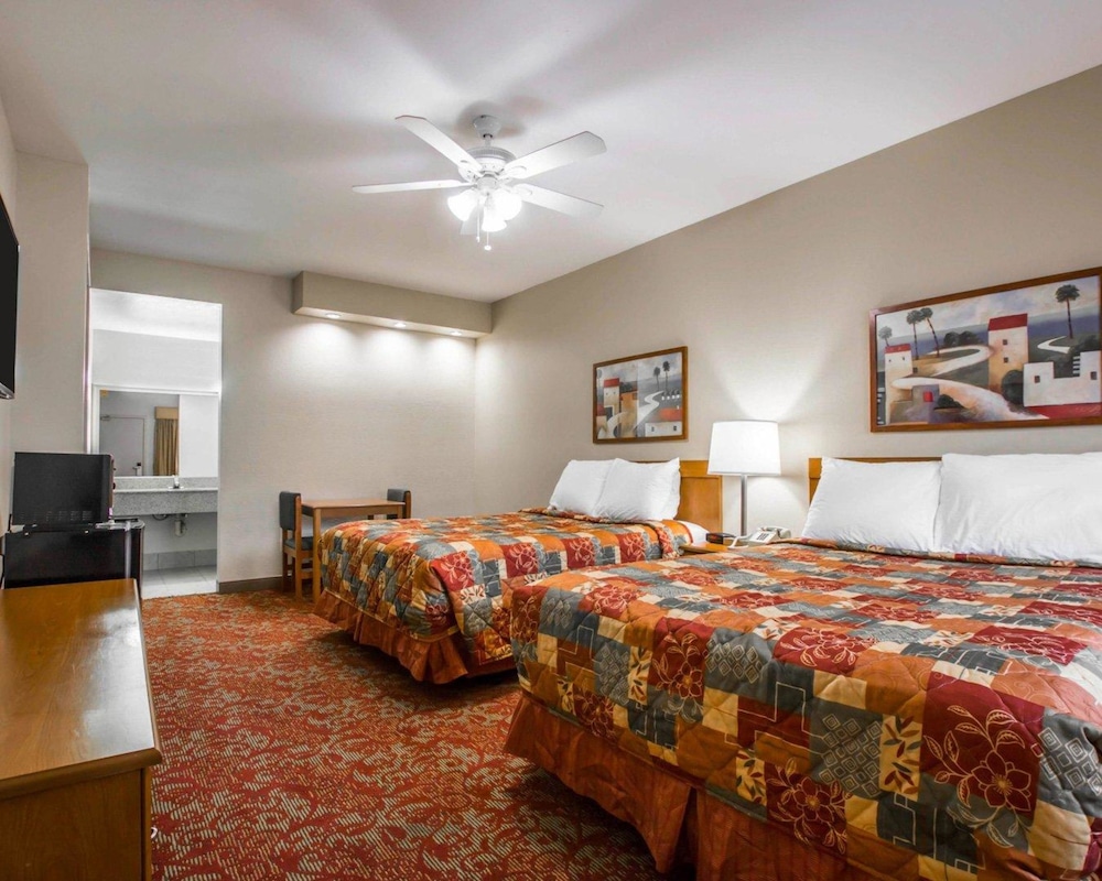Rodeway Inn Encinitas North 14/33