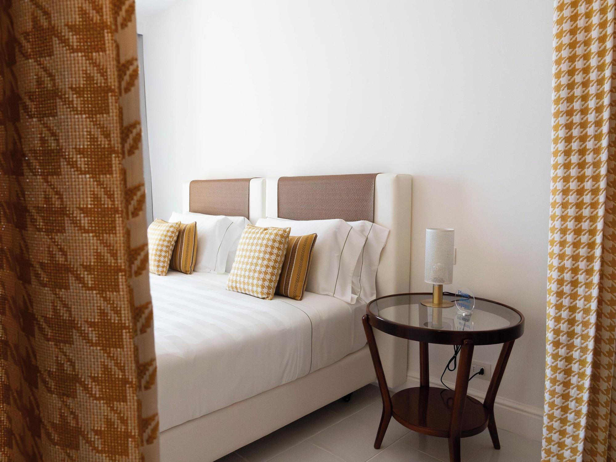 Junior Suite, Studio, Sea View, Balcony