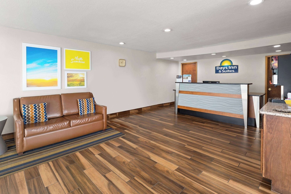 Days Inn by Wyndham Wauseon 6/49