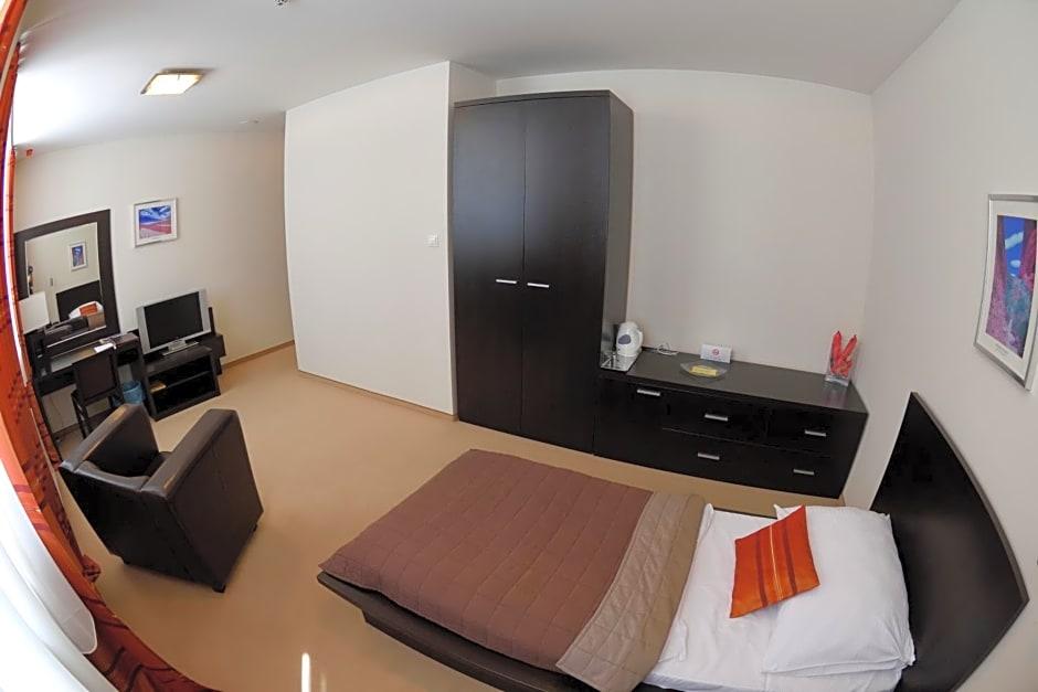Aston Business Hotel 18/55