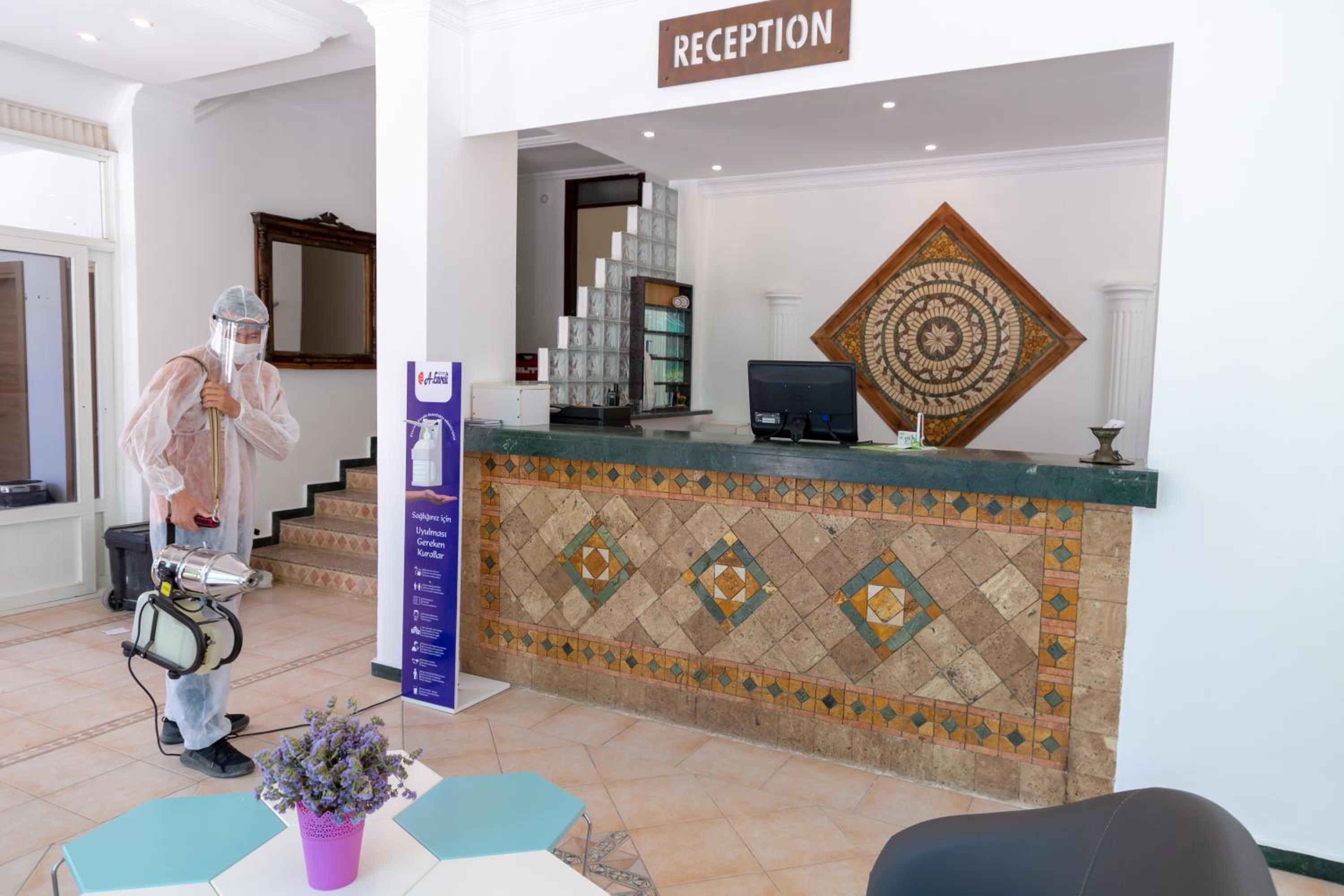 A.Emreli Suite Hotel 3/50