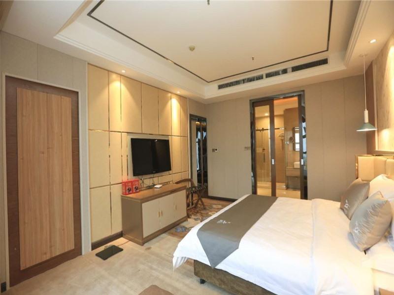 GreenTree Eastern Bengbu City Guzhen County Century Hotel 9/50