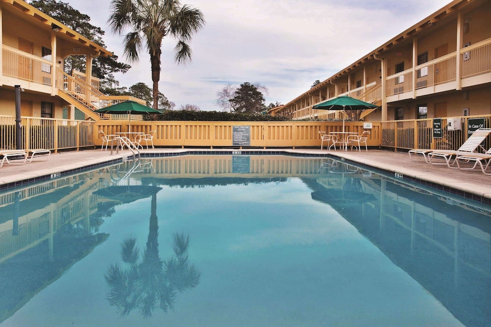 La Quinta Inn Savannah Midtown 20/32