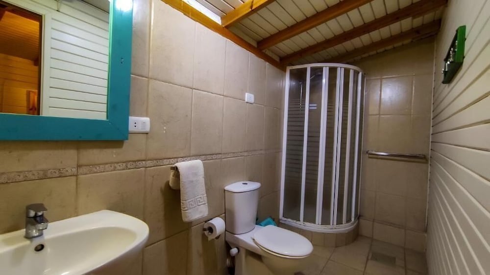 Shams Hotel &amp; Dive Centre 30/34